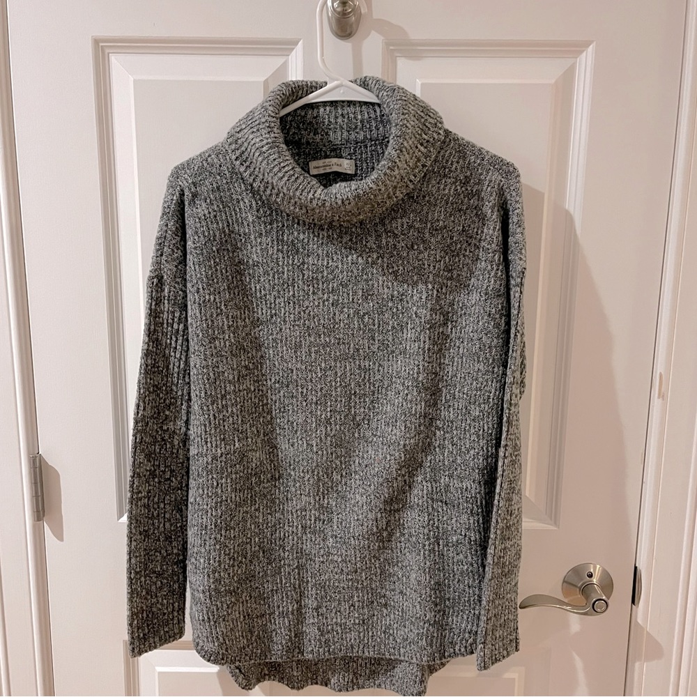 Abercrombie cowel neck sweater